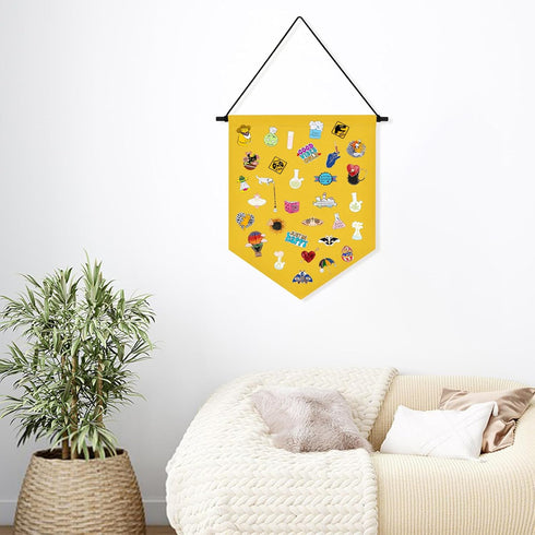 Wall Hanging Brooch Organizer Storage Board, Colorful Enamel Pin Badge Canvas Display Banner, 12.6x10in (Yellow)