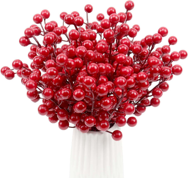 UWIOFF 20 Pcs Red Berry Stems, 8.3" Holly Christmas Berries Stems for Christmas