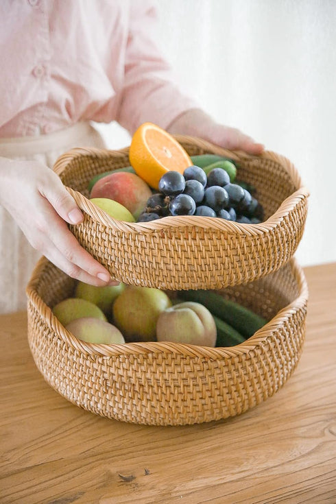 HITOMEN Handmade Rattan Bread Baskets, Round Wicker Fruit Serving Storage Bowls (Honey Brown) M-10.2''