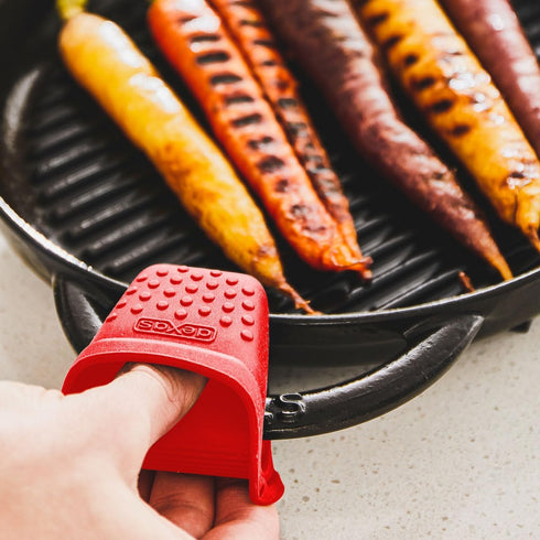 Dexas Micromitt Silicone Oven Mitts - Heat Resistant to 450°F, Set of 2, Non-Slip Grip, Red