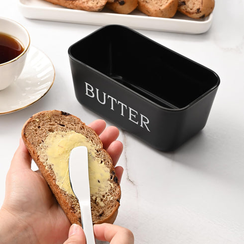 Large Plastic Butter Dish With Lid And Knife,Food Grade PP Butter Holder Keeper With Cover For Kitchen Refrigerator