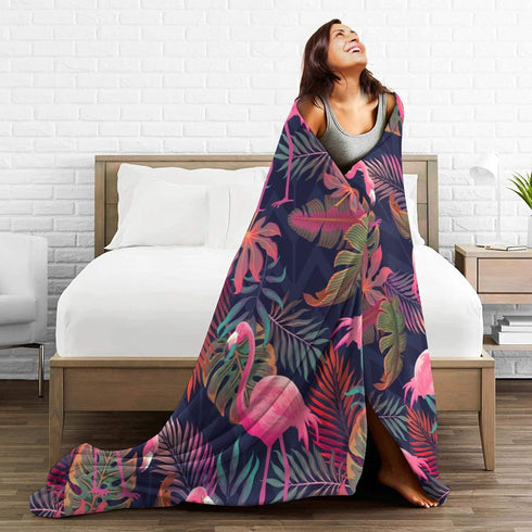 Perinsto 50"X40" Tropical Flamingos with Palm Leaves Throw Blanket Ultra Soft Warm All Season Decorative Fleece