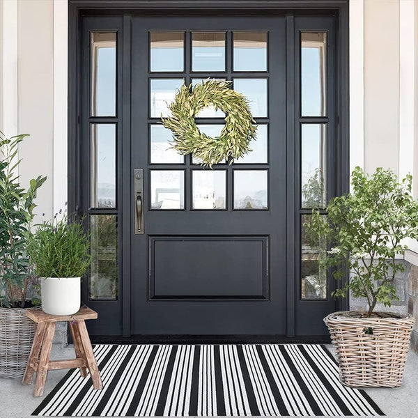 Cotton Black and White Striped Rug (27.5 x 43 Inches), Washable Outdoor Hand-Woven Reversible Stripe Rug