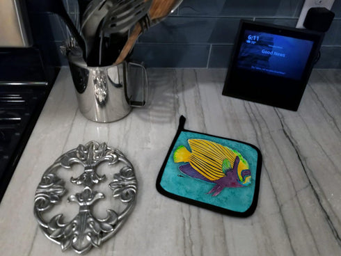 Caroline's Treasures 8674PTHD Tropical Fish Pair of Pot Holders, Kitchen Heat Resistant, 7 1/2 x 7 1/2