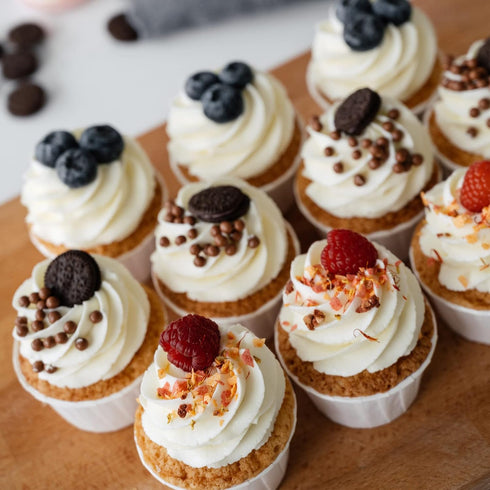 Parchment Brown Cupcake Liners, 100pcs Standard Size Muffin Baking Wrappers, Heavy Duty Greaseproof Cups for Parties