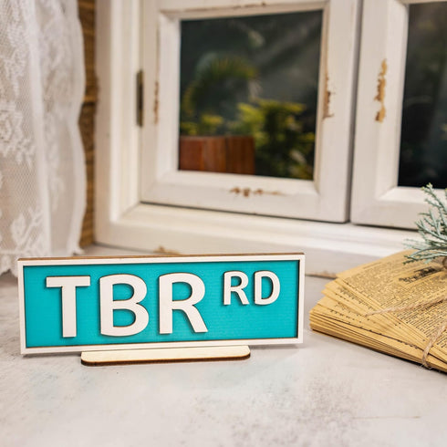 TBR Dead But Well Read Sign Funny Bookish Decor for Bookshelf, Library, or Reading Nook Book Shelf Decorative Gift