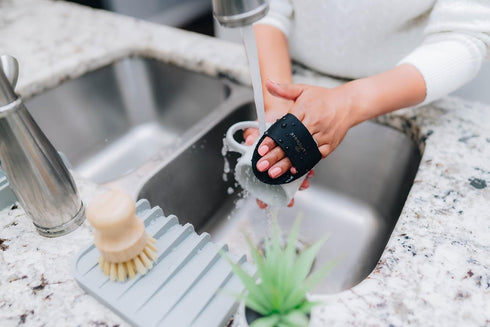 Countertop Effilogic Silicone Sponge Holder Soap Dish for Shower - Self-Draining Kitchen Sink Organizer, Protector