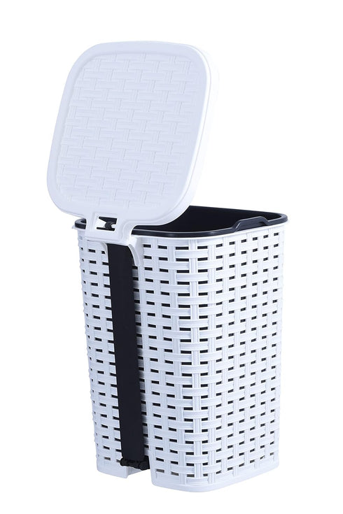 Superio Wicker Trash Can, 3.1 Gallons, White