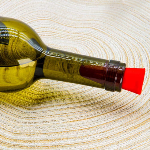 10 Pcs Wine Stoppers, CNYMANY Reusable Silicone Beverage Bottle Sealer with Grip Top for Cork to Keep Wine Fresh - Red,