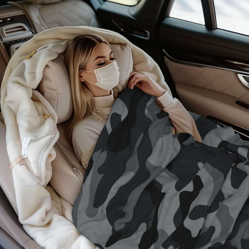 Perinsto 50"X40" Grey Black Camouflage Throw Blanket Ultra Soft Warm All Season Military Camo Decorative Fleece