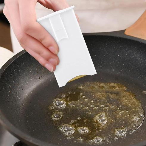 Roucerlin (1) Butter Spreader, Corn Cob Butter Dispenser with Built-In Cover, Butter Stick Holder, Butter Applicator