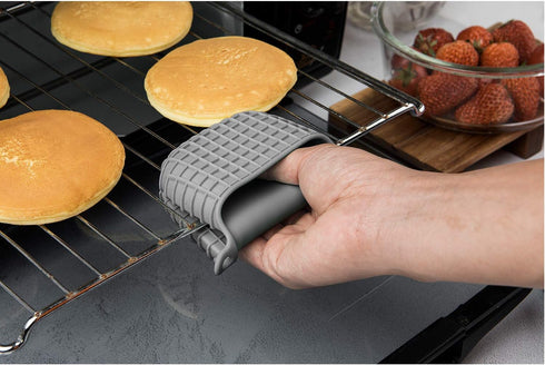 Mini Silicone Oven Mitts Set - Heat Insulation Oven Gloves for Cooking and Baking, Protecting Fingers - Square-Gray