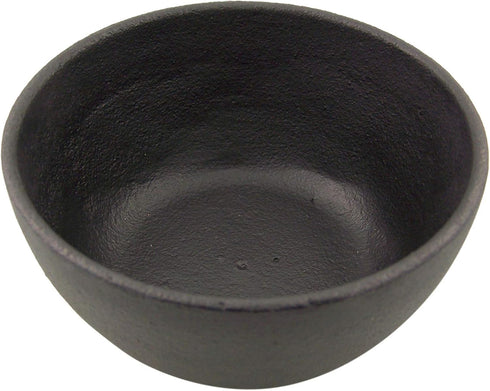 47th & Main Medium Durable Black Cast Iron Bowl, Round, 32 fluid ounces
