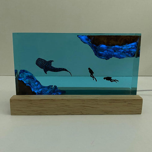 Simulated Ocean Landscape Whale Shark Diver Night Light, Handmade Resin Solid Wood Art Decor for Home Decoration