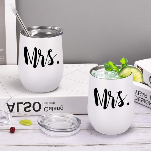 GINGPROUS 2 Pack Mrs and Mrs Wine Tumbler Set, 12 Oz Insulated Stainless Steel Wine Tumblers with Lid, Lesbian Couple