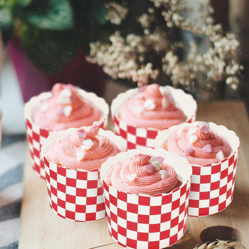 100Pcs Red Plaid Paper Baking Cups, White Red Checkered Cupcake Wrappers for Party Supplies