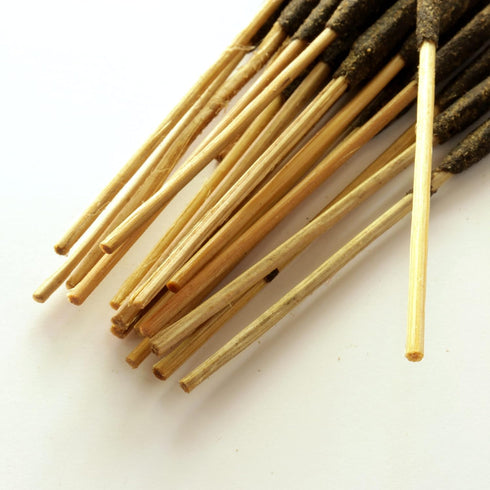 Oud Agarwood Incense Sticks - Artisan Luxury Masala Incense, Handcrafted Long-Burning Extra-Thick Sticks for Home