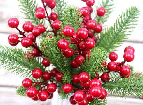 UWIOFF 20 8.3" Pcs Red Berry Stems, Holly Christmas Berries Stems for Christmas Tree Picks Decorations Crafts Holiday