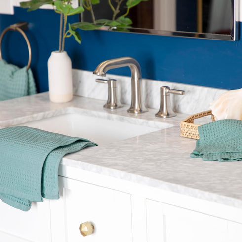 Set 4, GILDEN TREE Waffle Towels Wash Cloths for Showering, Exfoliating Washcloth Face Towels, Quick Dry Towel Cotton