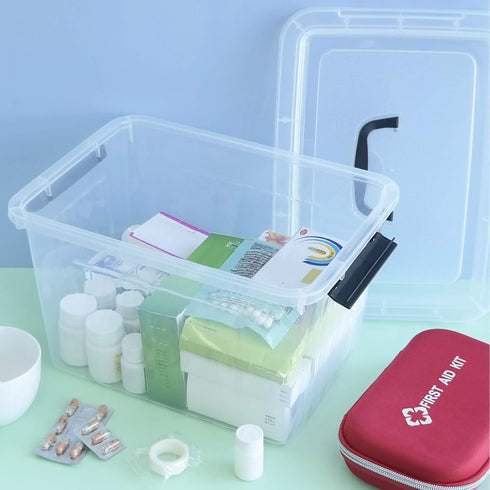 1-Pack Clear Plastic Storage Box with Handle and Lid - 10 L Latch Box