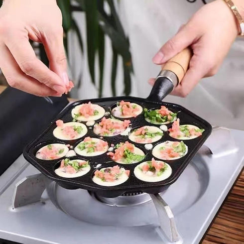 Takoyaki Pan, 14 Holes Cast Nonstick Iron Japanese Grill Pan with Detachable Handle, Anti Scalding, Octopus Meat Balls Maker, Easy to Use and Store