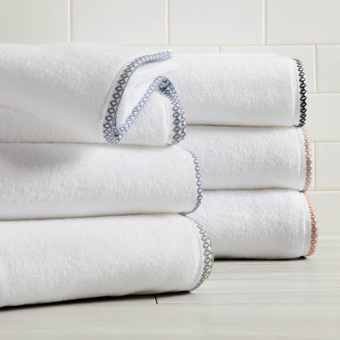Set 2 2 2 Great Bay Home Clay/White Bath Towel - Ultra-Soft Cotton, Boho-Chic Border Design - Bath Towels, Hand Towels