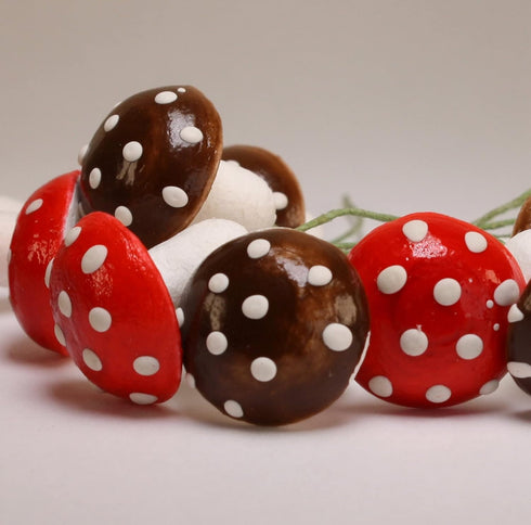 3/4" Set 10-218-0117 Meyer Imports Red & Brown Mix - Spun Cotton - of Wonderful World of Spun Cotton Mushrooms!
