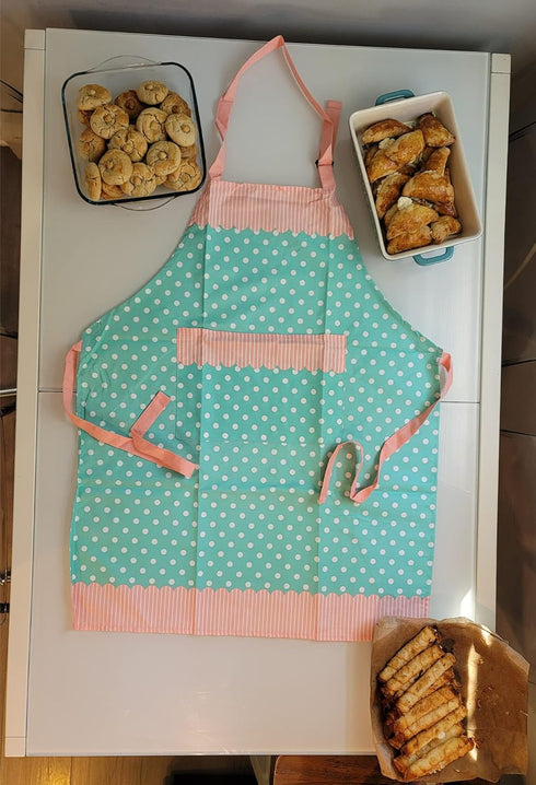 Apron | Heat Resistant Cotton Kitchen, Decorative Kitchen Apron in Dotted Blue Design.
