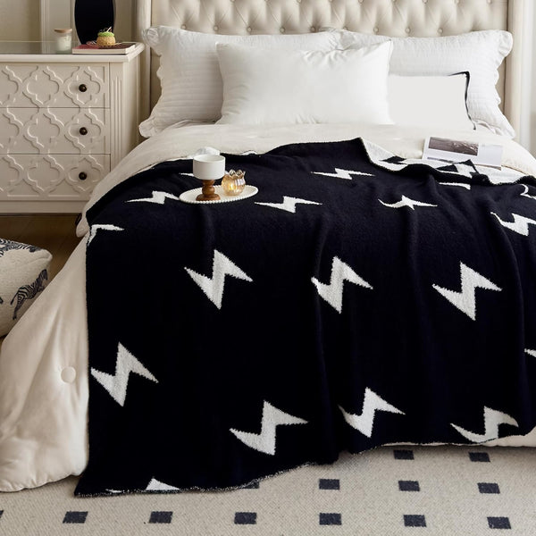 NIDITW Black Lightning Bolt Throw Blanket 50x60 Ultra Soft Microfiber Fleece Lightweight