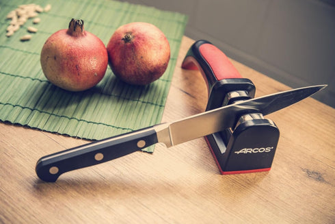 Arcos Sharpeners Manual Knife Sharpener Tool - Made of ABS + TPE, Keep Your Knives Razor Sharp
