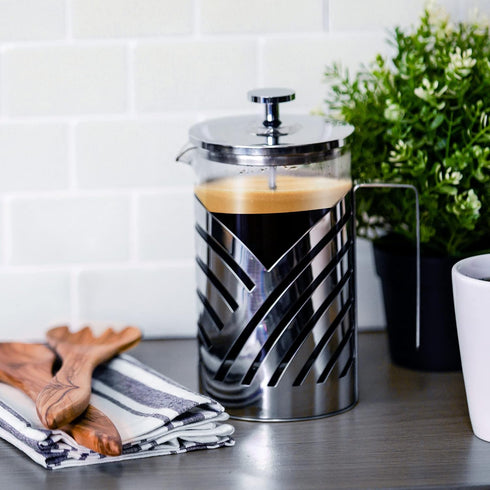 OVENTE 27 Ounce French Press Coffee & Tea Maker - Silver Portable Pitcher with 4 Level Stainless Steel Filter System