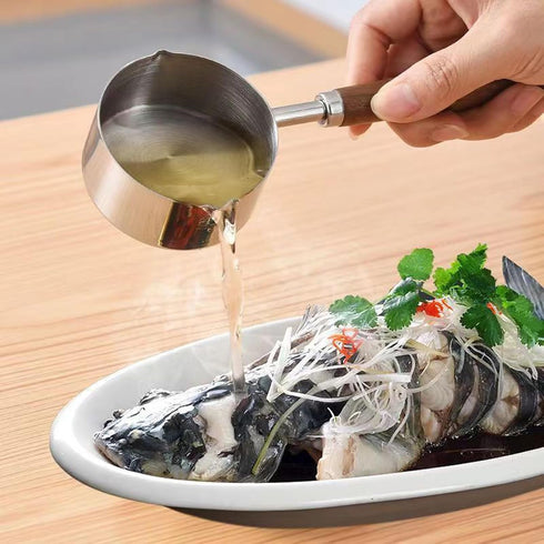 BinaryABC Mini Sauce Pan, Stainless Steel Chocolate Melting Pot, 250ml Nonstick Pot with Pour Spout