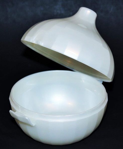 Tupperware Onion Keeper Round Container, Pearl White