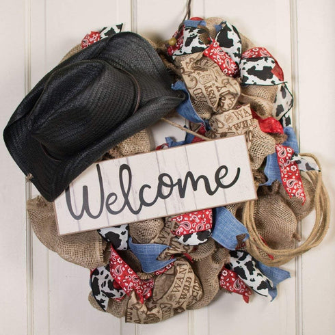 GiftWrap Etc. White Wooden Welcome Fence Sign, 15" x 5" Rustic Wall Decor for Home and Kitchen