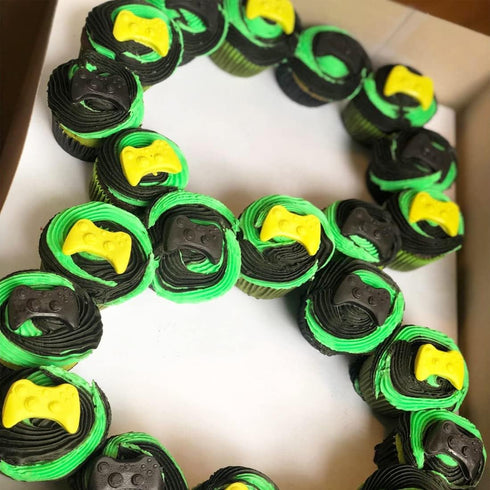 SAKOLLA Game Controller Silicone Molds - 16 Cavity Molds for Chocolate, Candy, Cake Decoration, Cake Pops, Resin