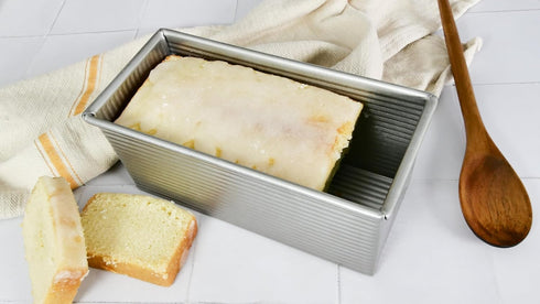 USA Pan Bakeware Pullman Loaf Pan with Cover, 9 x 4 Inch Nonstick Aluminized Steel Baking Dish Made in the USA