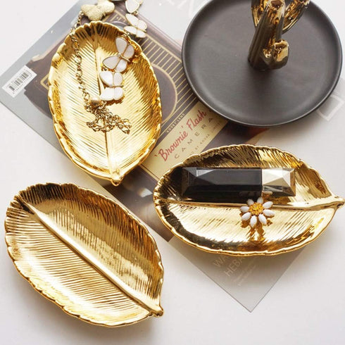 Lependor Golden Leaf Shaped Small Ceramic Jewelry Dish, Decorative Trinket Holder for Wedding Party