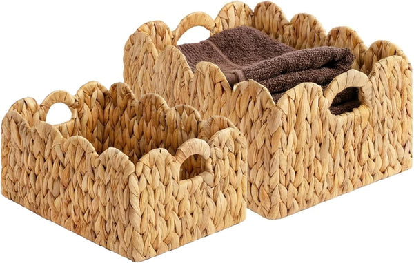 LUSYDECO Set of 2 Scalloped Edge Wicker Storage Basket with Built-in Handles,