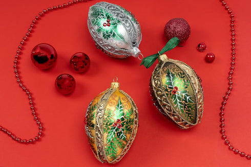 5-Inch Faberg Egg Blown Glass Christmas Tree Ornament Mistletoe Leaf Gold
