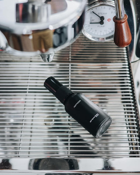 Normcore RDT Spray Bottle Spray For Reducing Coffee Power Static, RDT Spray Bottle Black Glass For Espresso, Coffee Bar Accessories, 30ml/1oz by Normcore