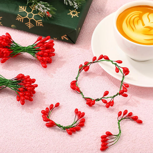Pack 400 200 BBTO of Red Artificial Holly Berries, Christmas Fake Fruit Berries on Wire Stems for Christmas Tree