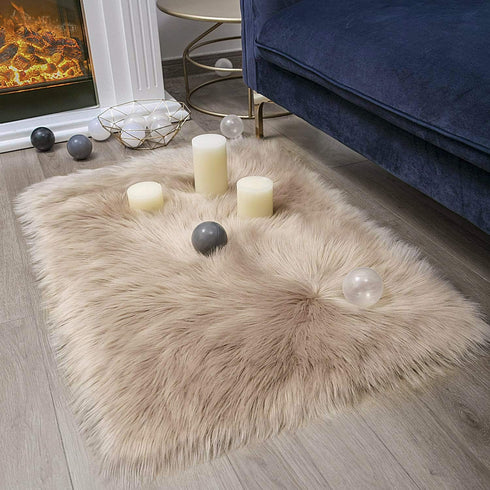 Ashler Faux Fur Rug, Fluffy Shaggy Area Rug, Ultra Soft 2 x 2.9 Feet Rectangle Beige Fuzzy Rug, Machine Washable Shag