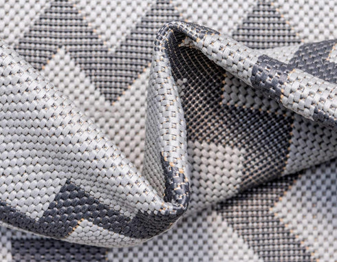 Unique Loom Outdoor Trellis Collection Area Rug - Stars, Gray/Silver (2' x 6' 1" Runner)
