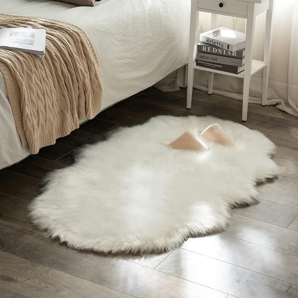 MIULEE Luxury Soft Fluffy Area Rug 3x5 Feet, Faux Fur Sheepskin Rug