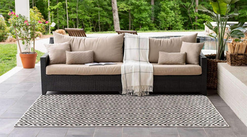Unique Loom Jill Zarin Outdoor Collection Area Rug - Costa Rica, Charcoal Gray/Ivory (2' 2" x 3' 1" Rectangle)