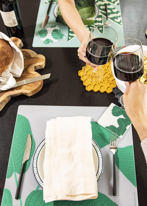 modern-twist 14 x 16 Silicone Placemat, BPA PVC-Free Table Mat, Dishwasher Safe, Conservatory Print in Tiger Aloe