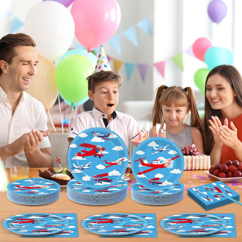 50 Set 200PCS Qyeahkj Guests Airplane Plates and Napkins Party Supplies Plane Party Decorations Disposable Tableware
