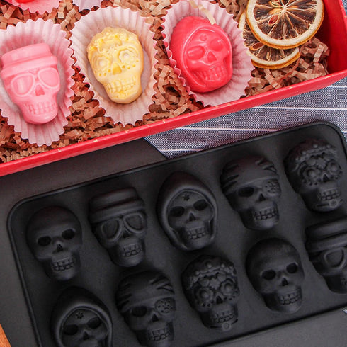 Webake Skull Chocolate Mold, 5 Different Shapes Silicone Skeleton Mold for Halloween Treats, Pack of 2
