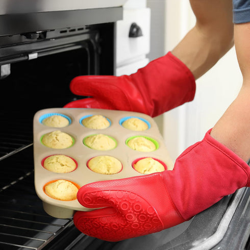 Ultra Heat Resistant BPA-Free Silicone Oven Mitts up to 500°F - Canyon Red Long Pot Holders with Cotton Liner 13.7