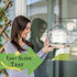 Window Bird Feeder House Shaped, Innovative Anti-Yellow Acrylic Technology, Strong Suction Cup Grip for Wild Birds